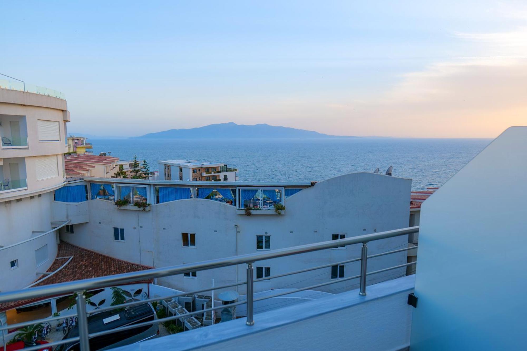 Gjoka Apartments, In Front Of Bougainville Bay Sarande Room photo