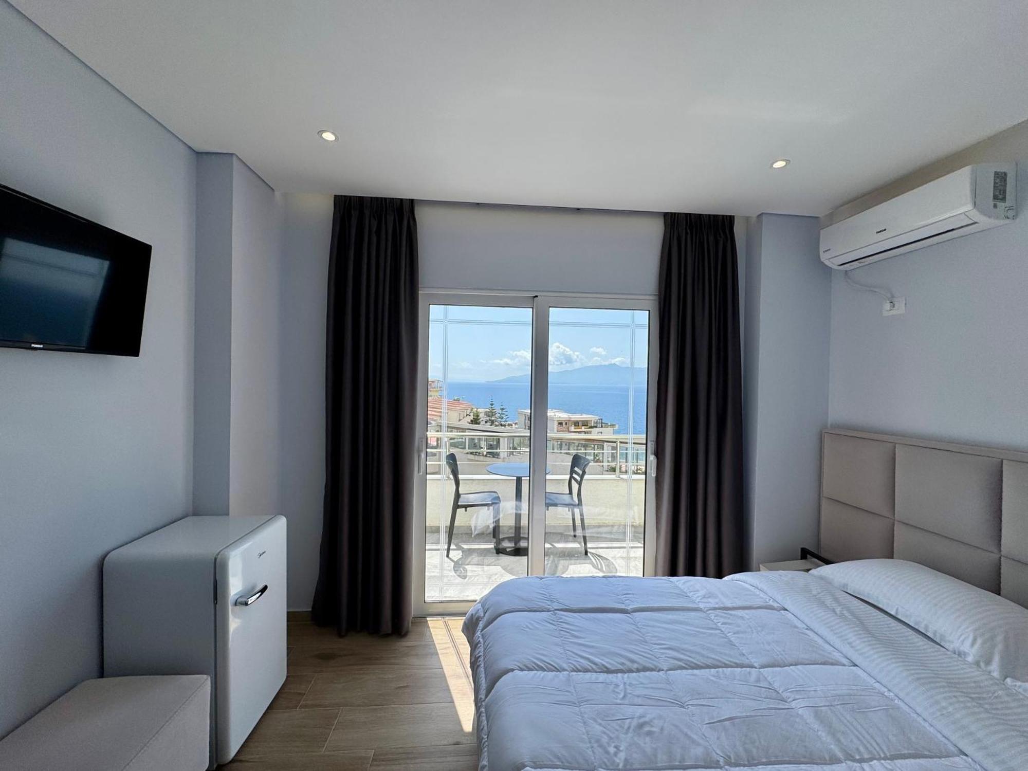 Gjoka Apartments, In Front Of Bougainville Bay Sarande Room photo